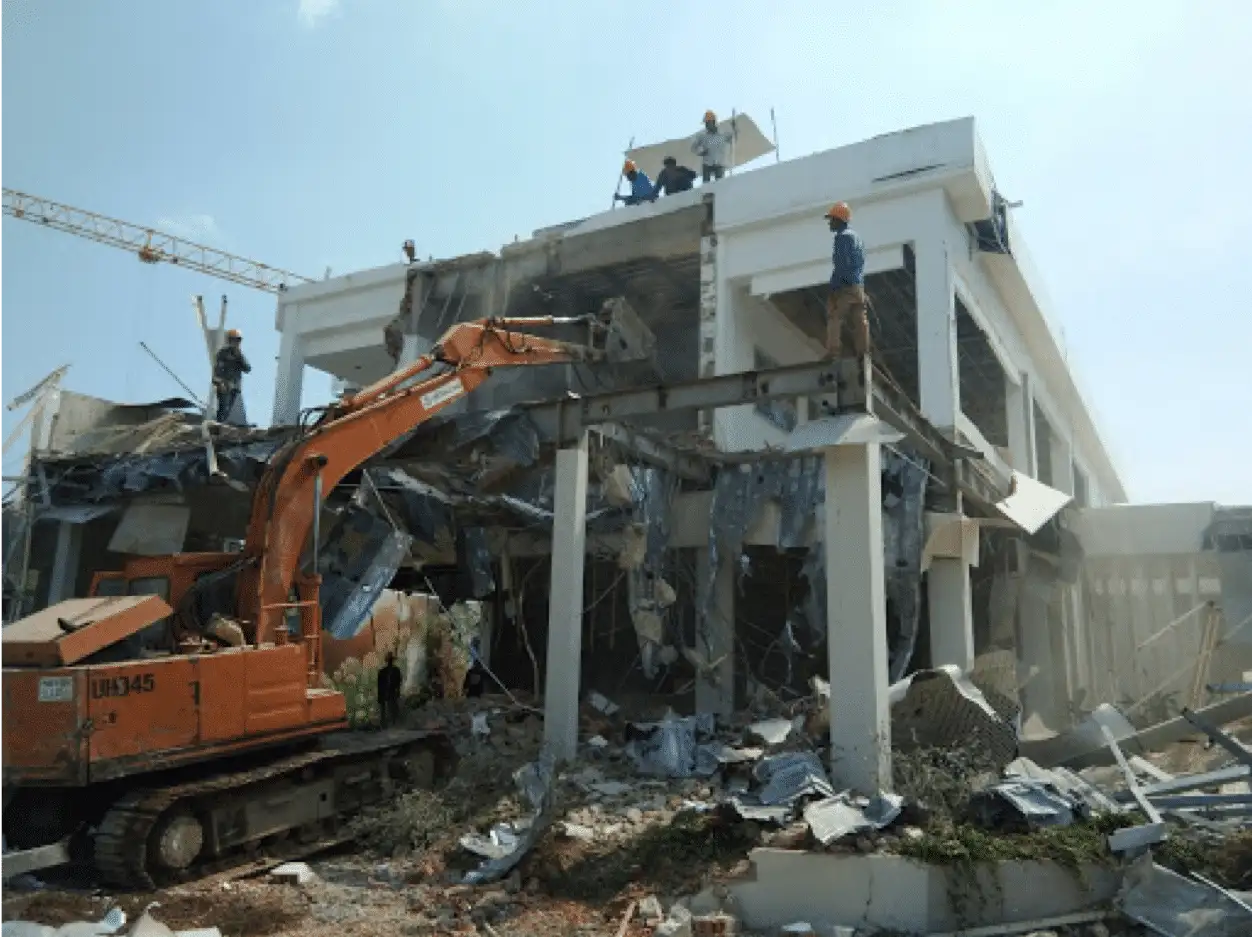 Dịch vụ thu mua xác nhà cũ là gì? Giải pháp tối ưu chi phí tháo dỡ